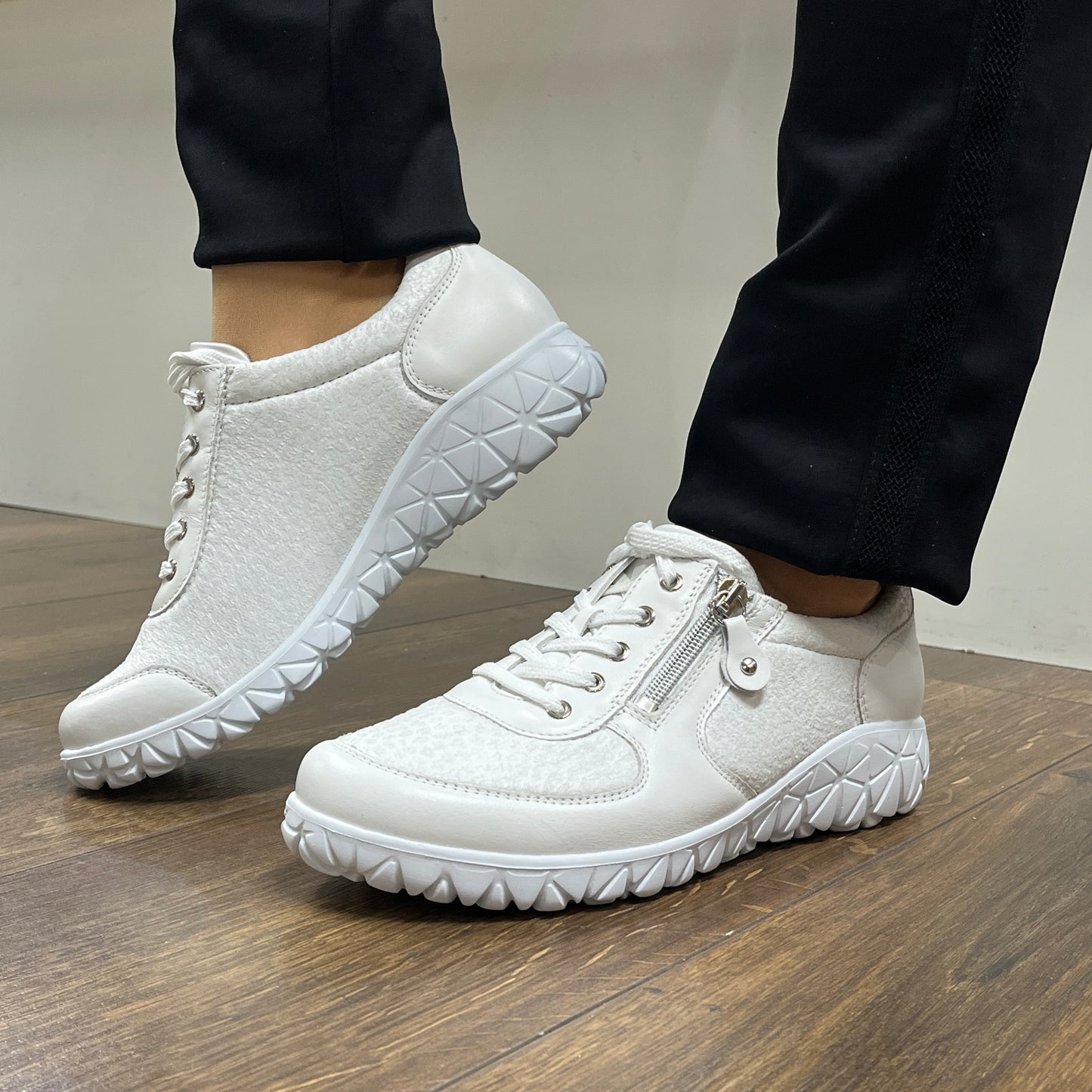 Waldlaufer H89001 238 275 White Lace & Zip Sneaker