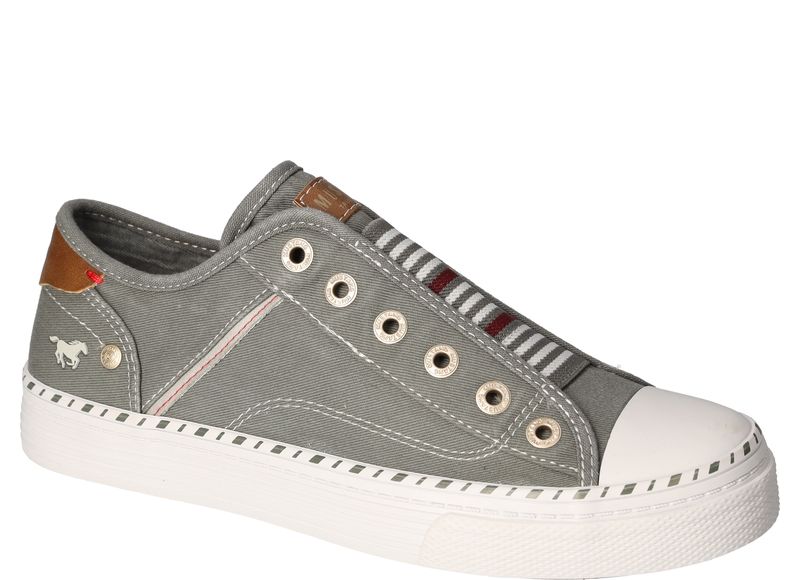 Mustang 1376-402-72 Grey Slip On Trainers