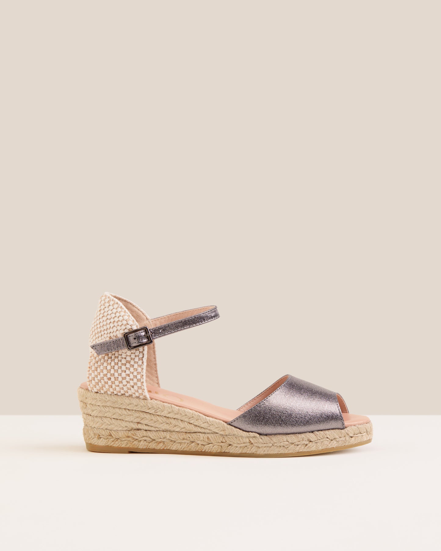 Gaimo Sedal Silver Wedge Sandals