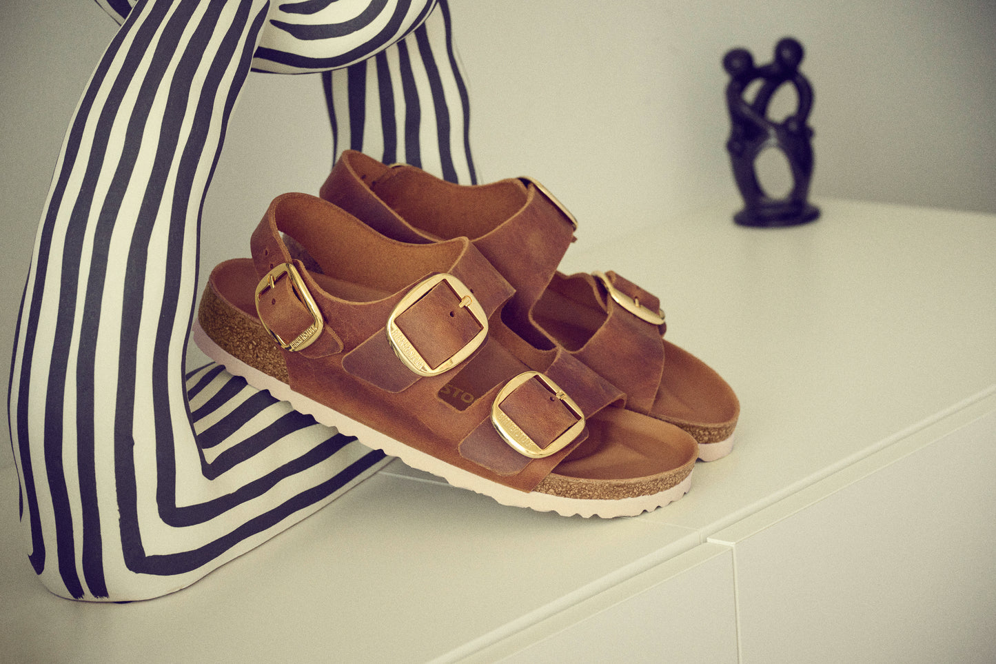 Birkenstock 1024067 Milano Big Buckle Oiled Leather Cognac Sandals