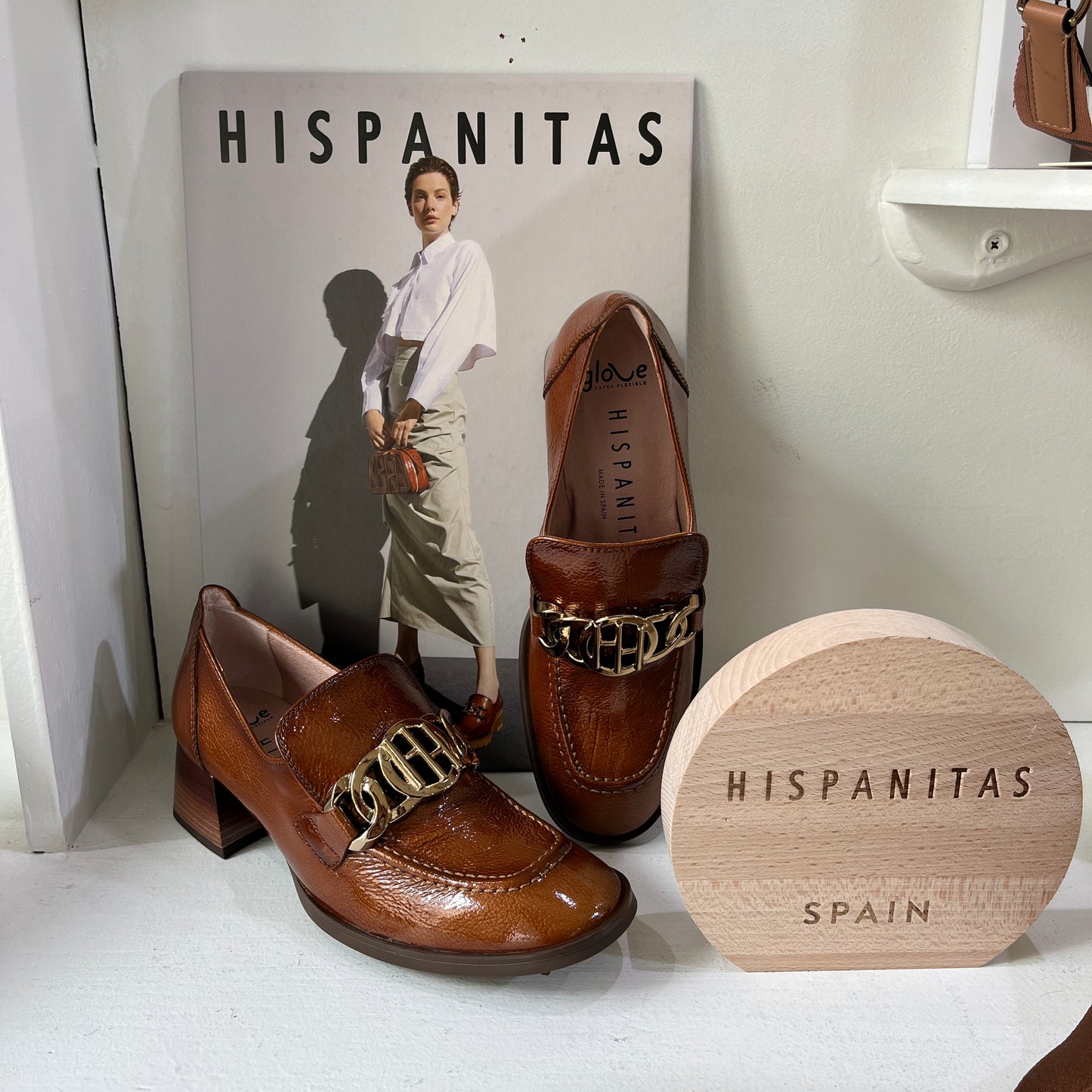 Hispanitas HI232992 Charlize Cuero Tan Block Heel Moccasins