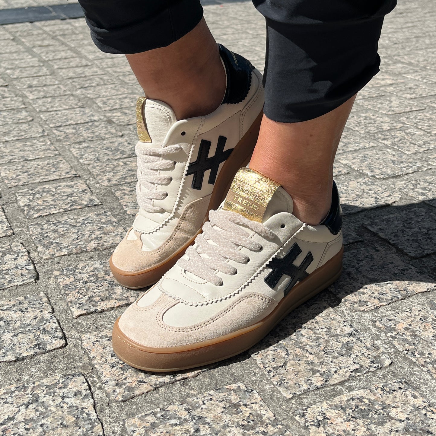 Another Trend A032V353 Cream & Black Trim Trainers