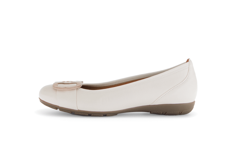 Gabor 64.163.22 Cream Slip On Pumps
