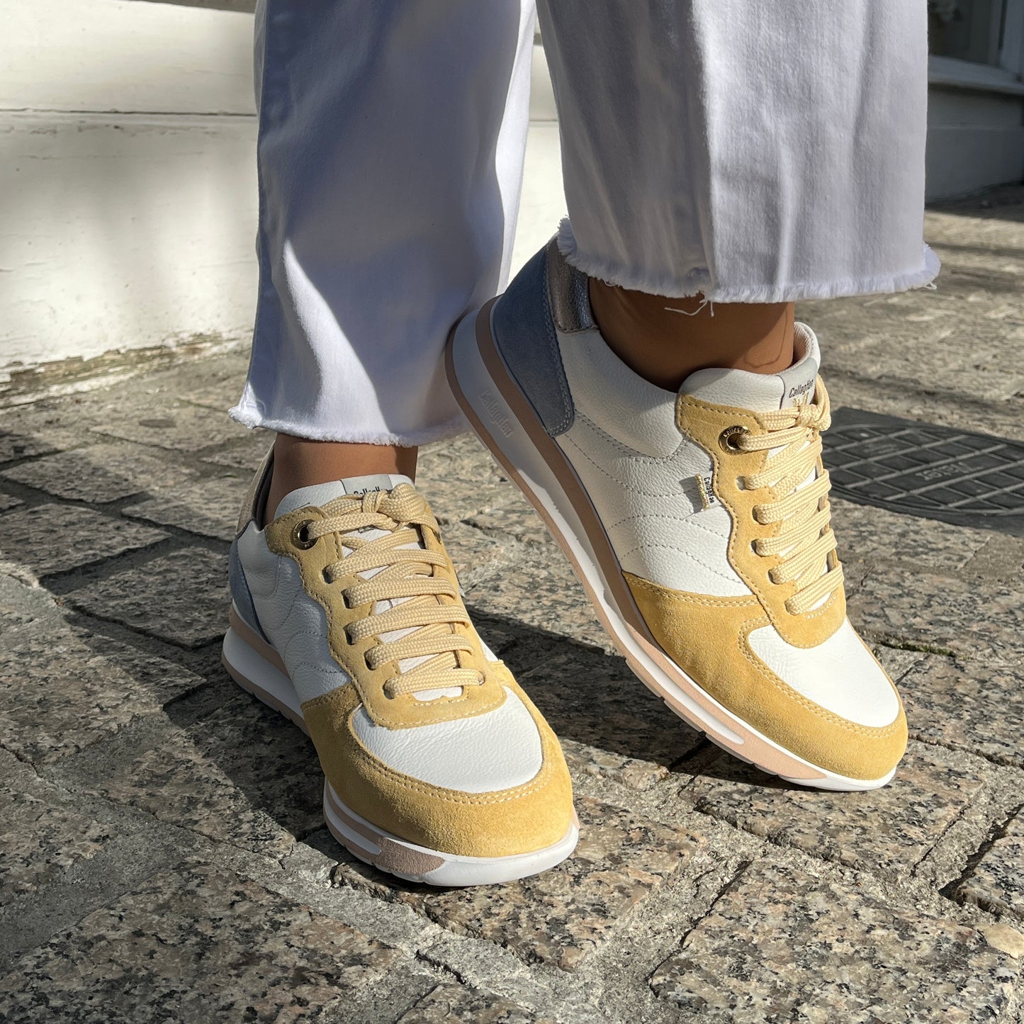 Callaghan 87117 Pesca Cream/Blanco, Blue & Mustard Multi Trainers