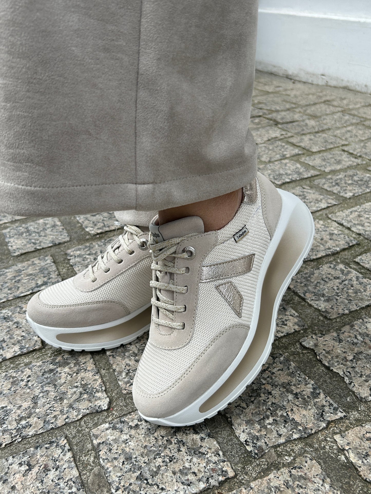 Callaghan 61609 Beige & Gold Sneakers