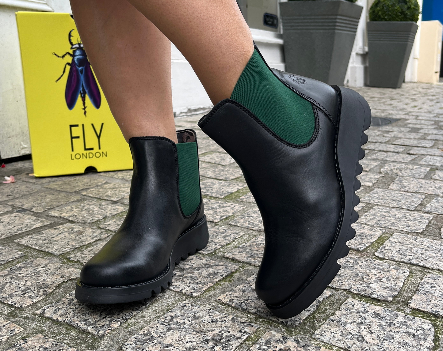 Fly London P143195102: SALV195FLY Rug - Black Boots with Green Elastic