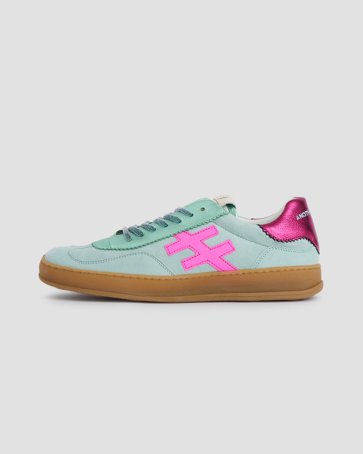 Another Trend A032M368 Mint Trainers with Pink Back