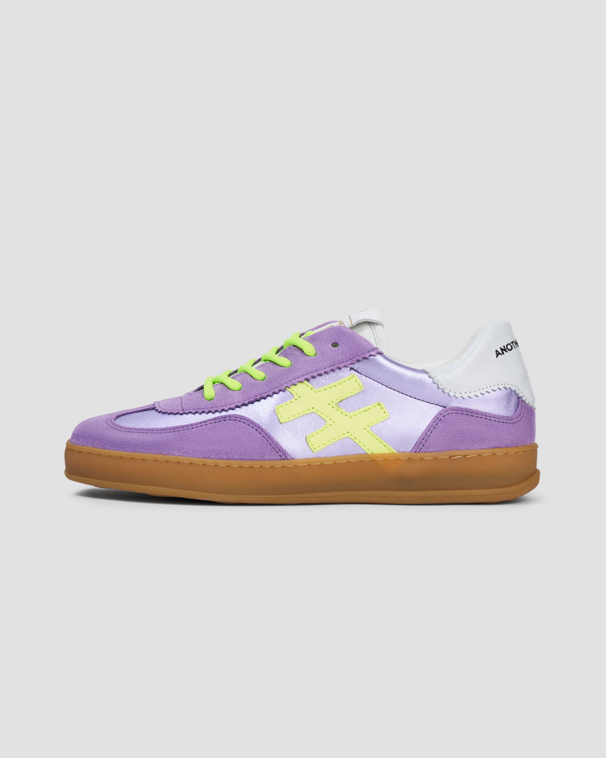 Another Trend A032M369 Purple Trainers with White Back