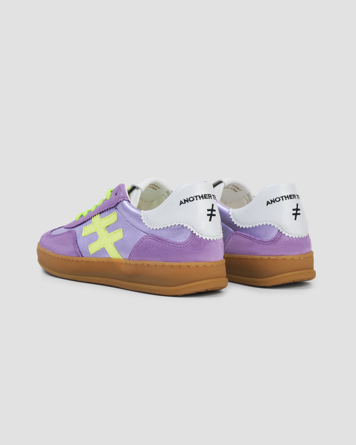 Another Trend A032M369 Purple Trainers with White Back