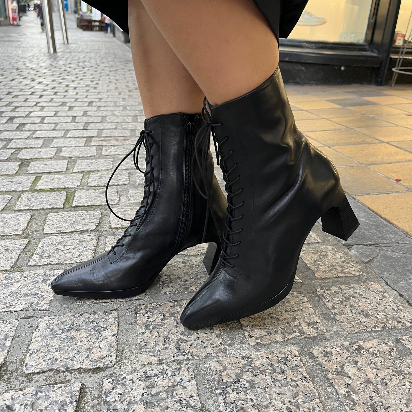 Hispanitas HI254379 Black Lace Boots