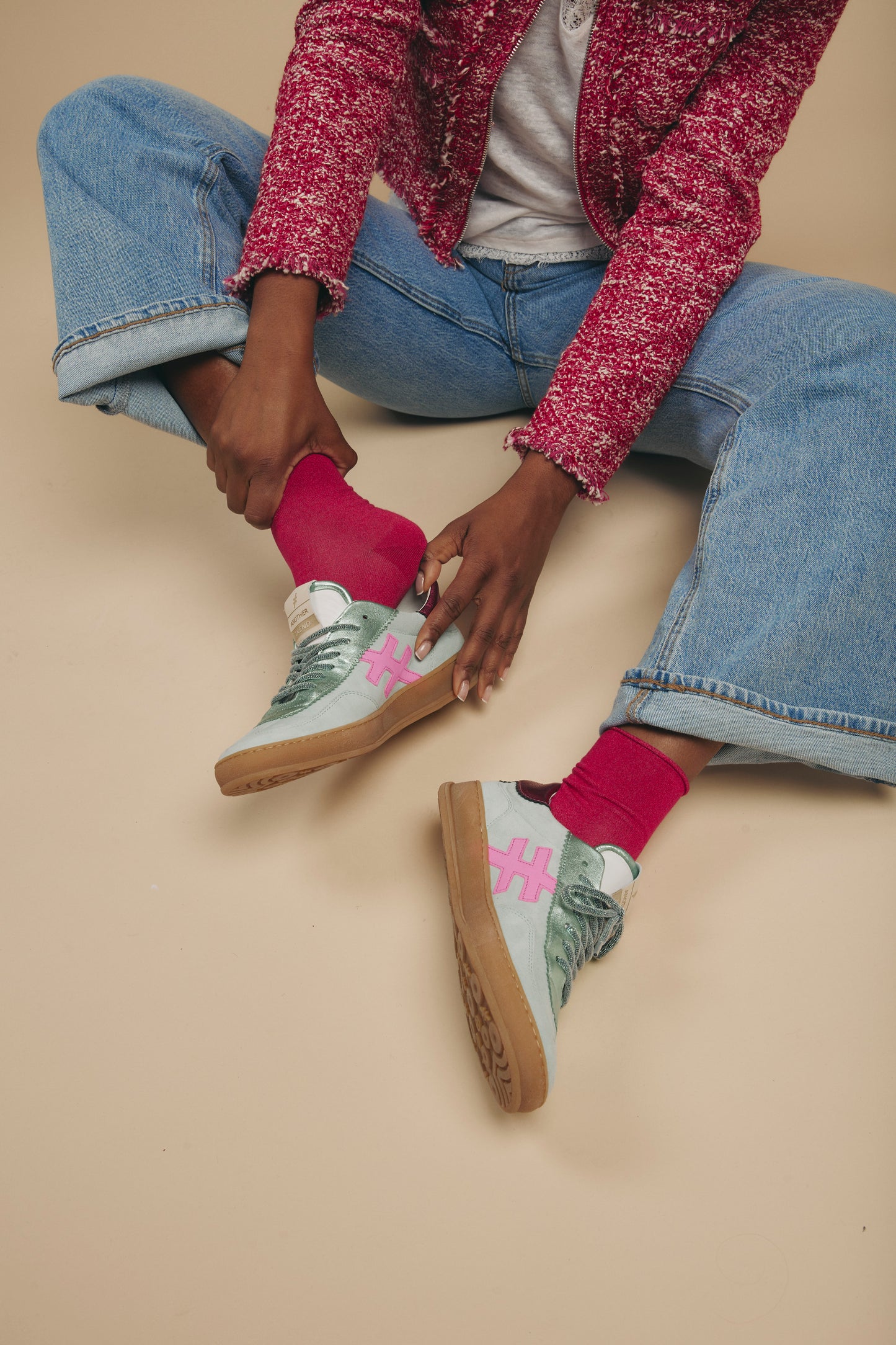 Another Trend A032M368 Mint Trainers with Pink Back