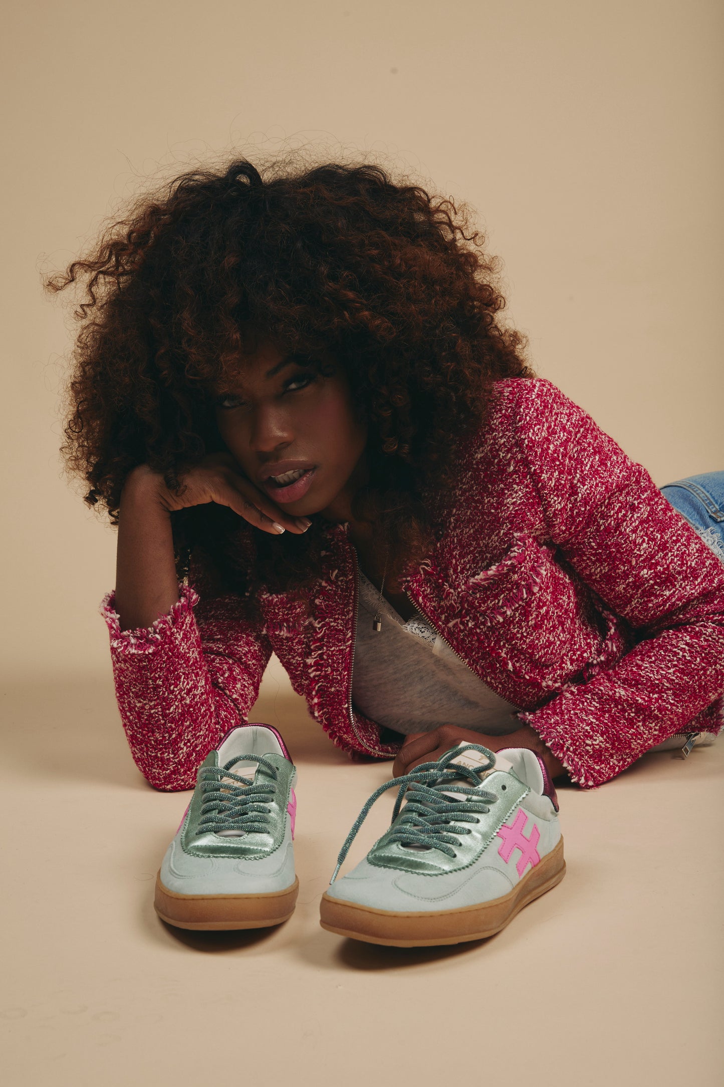 Another Trend A032M368 Mint Trainers with Pink Back