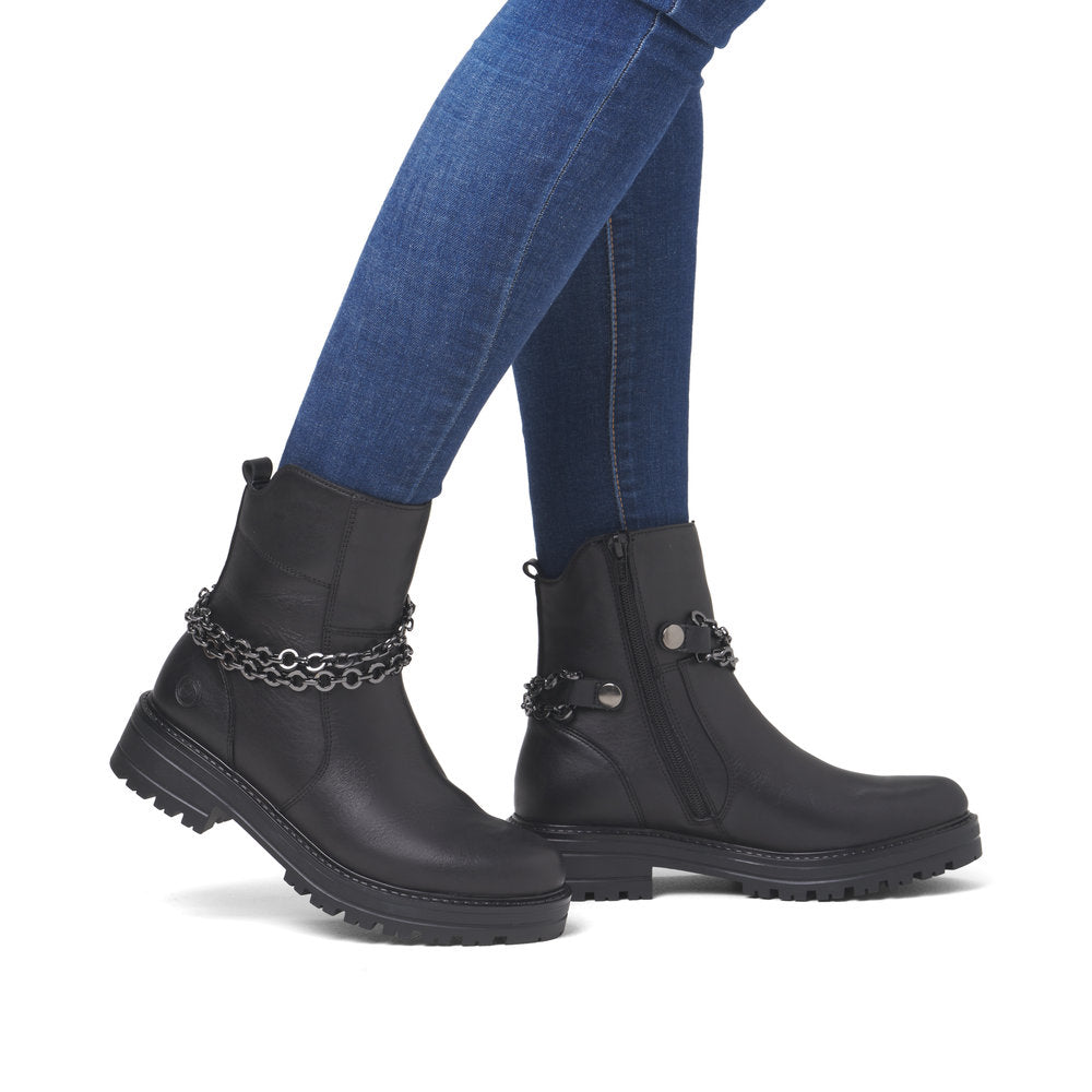 Remonte D2285-00 Black Boots with Double Chain Detailing