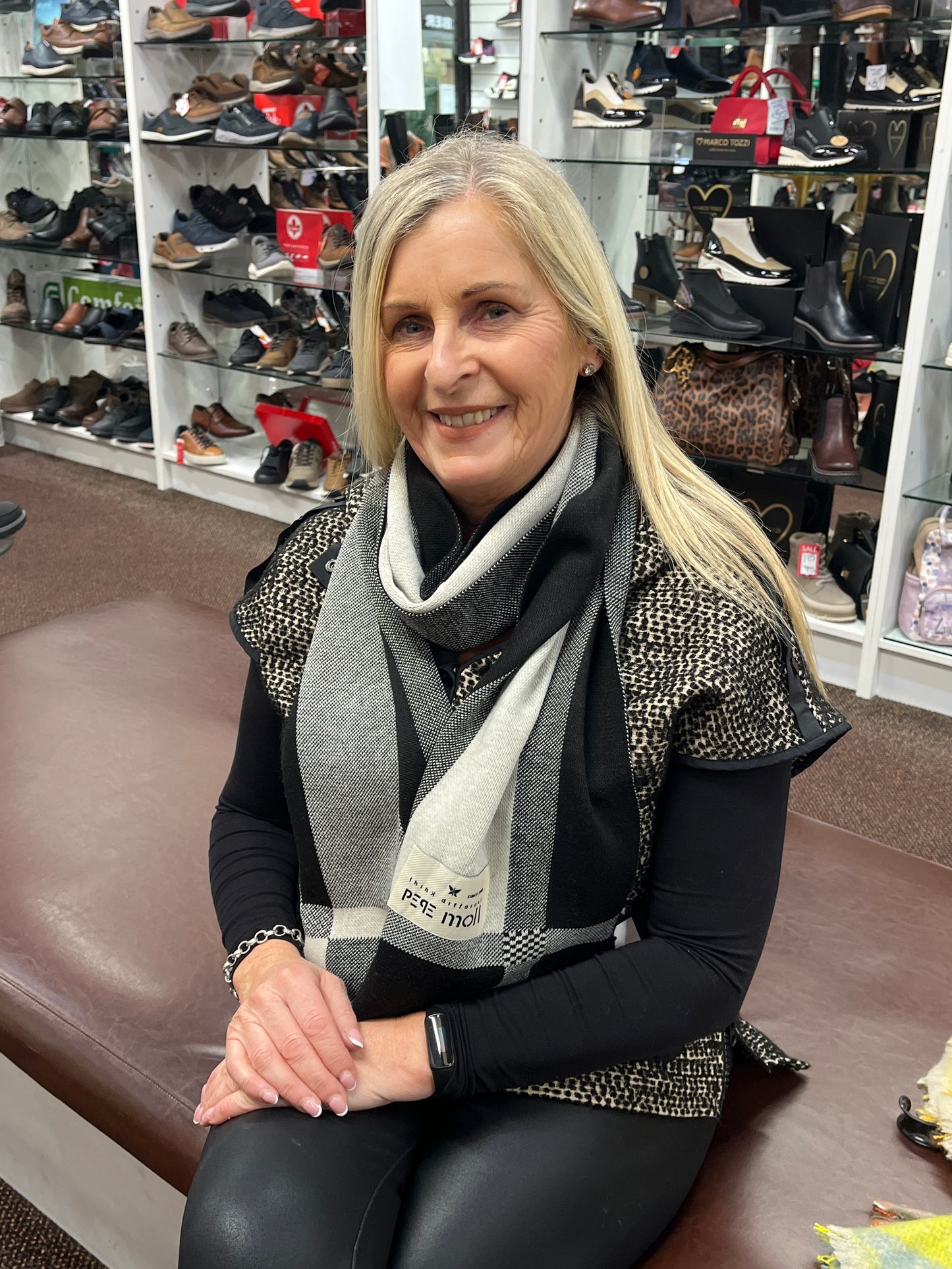 Pepe Moll 252804 Bufanda Black/Off White Scarf