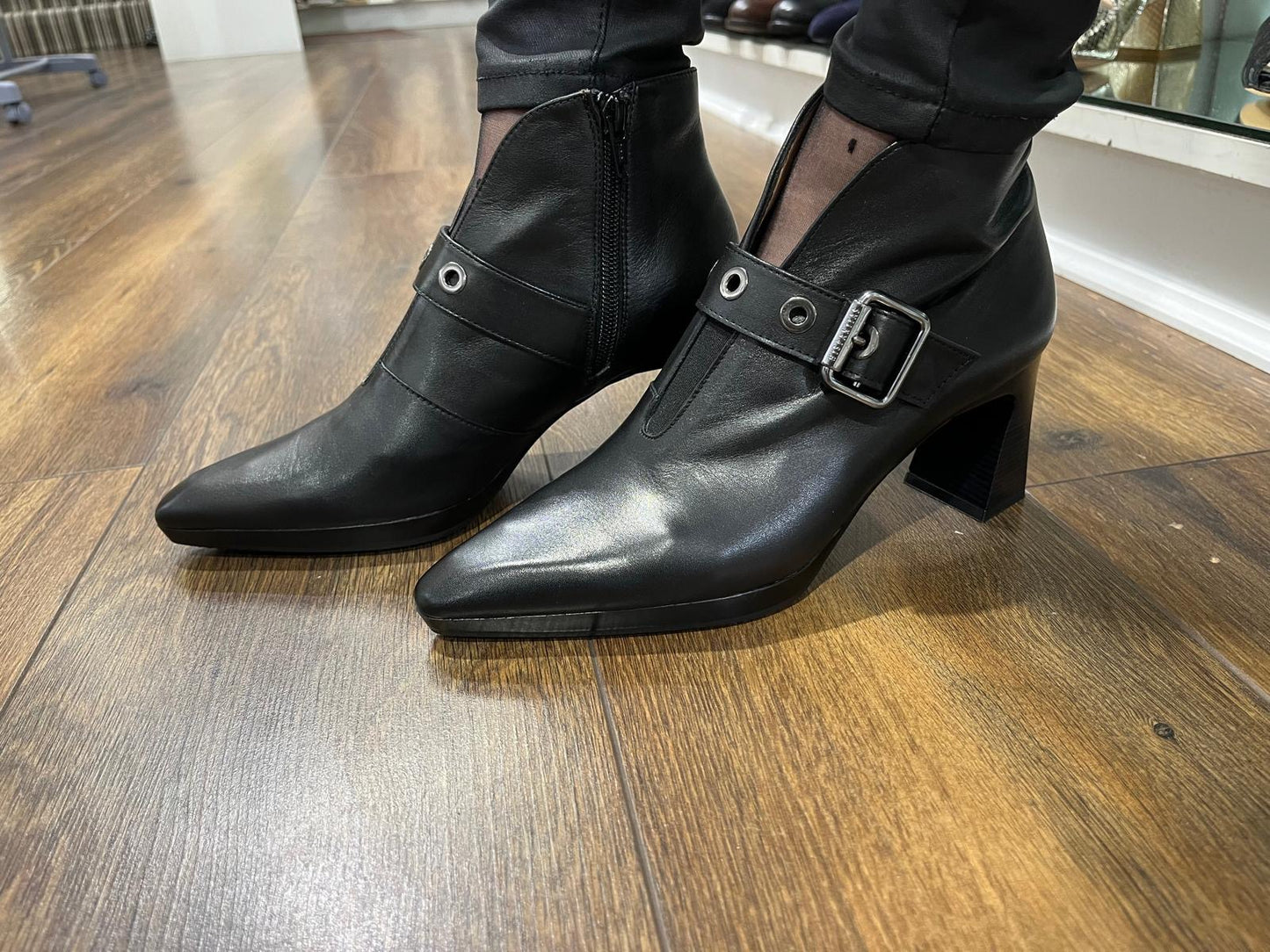 Hispanitas HI254244 Black Block Heel Ankle Boots