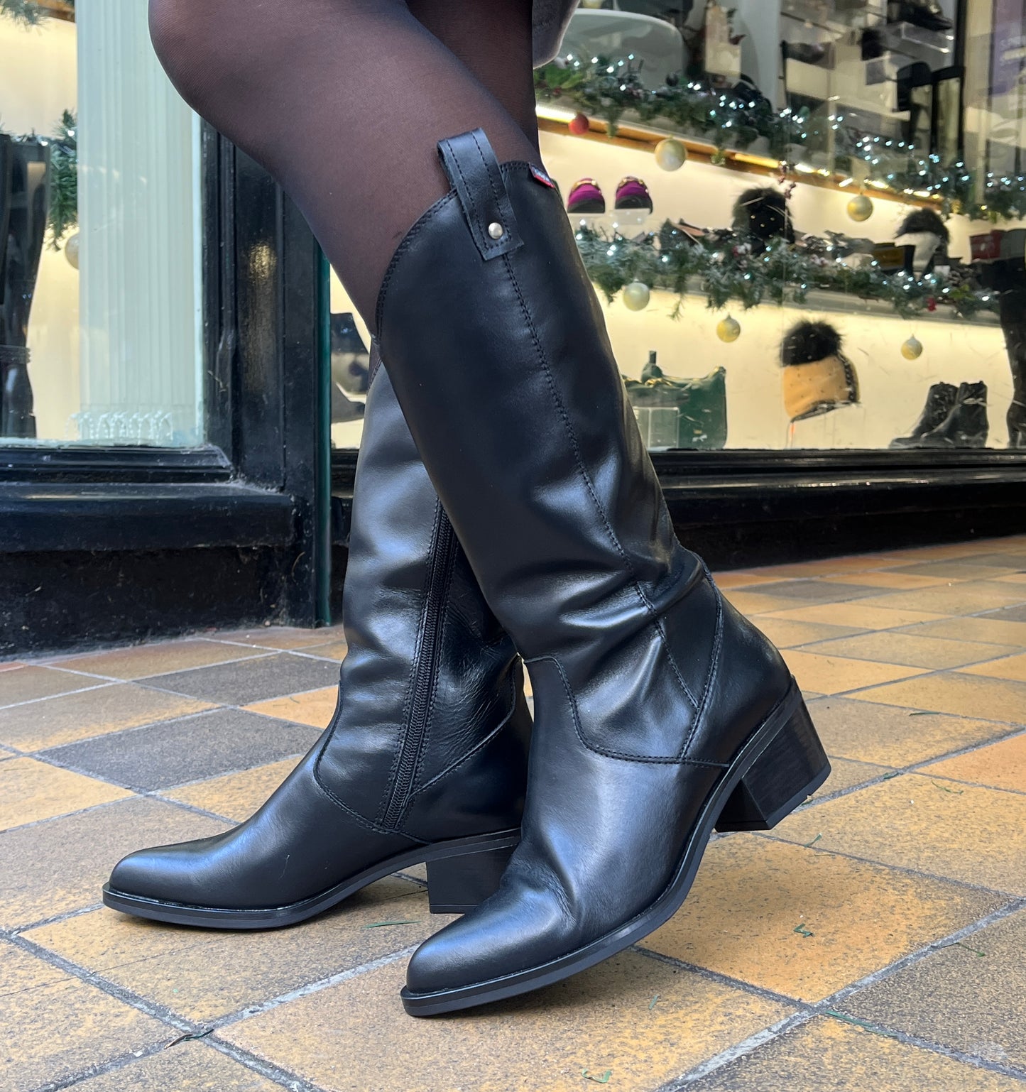 Callaghan 21824 Black Cowboy Boots
