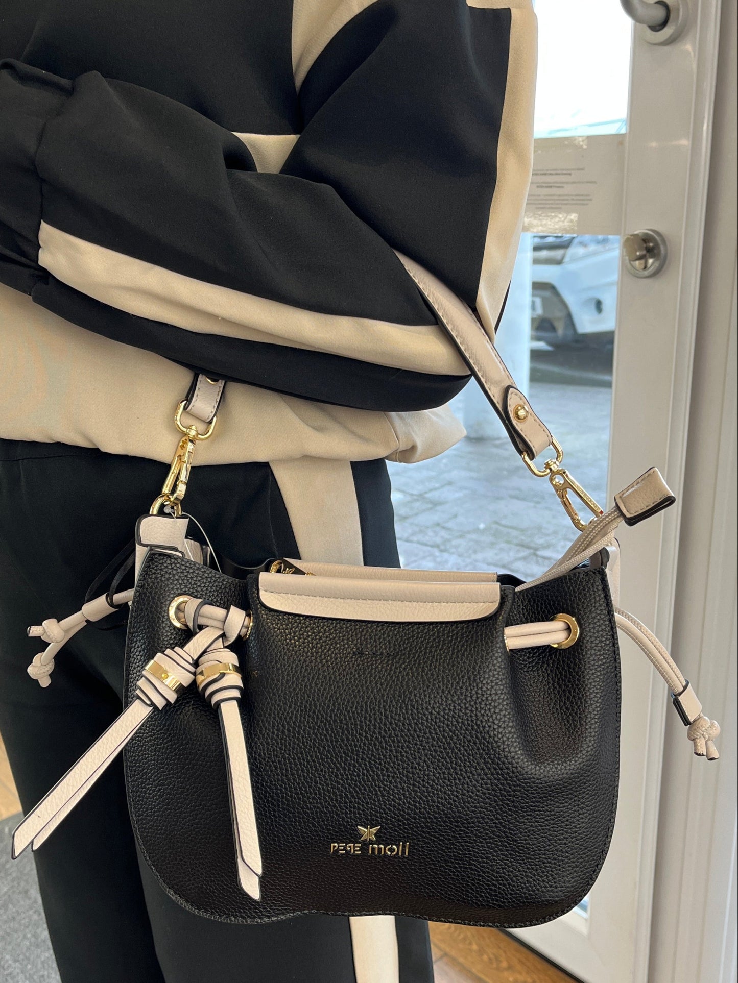 Pepe Moll 251371 Padova Black/Off White Handbag - Vegan