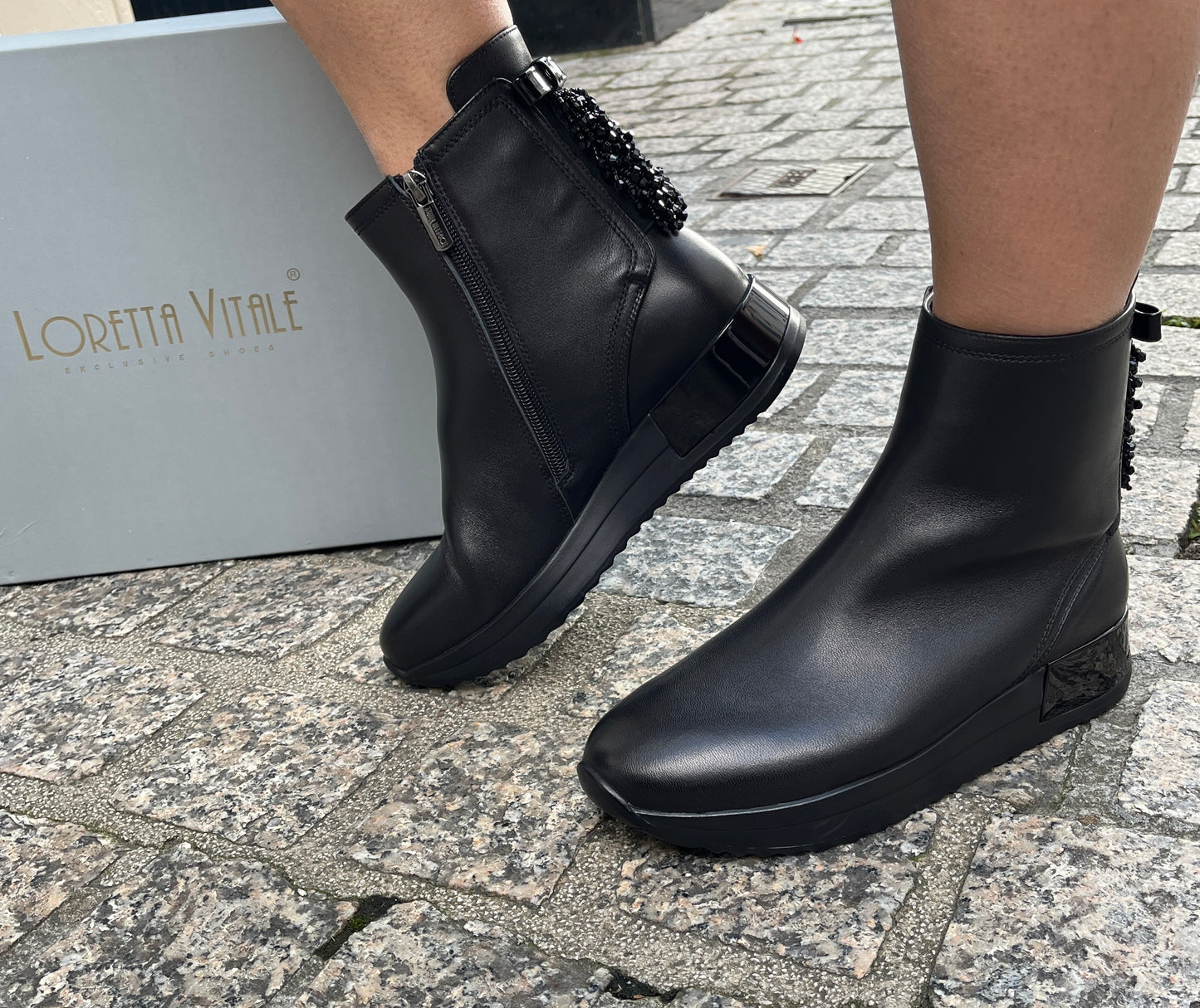 Loretta Vitale C2439104A Black Leather Ankle Boots