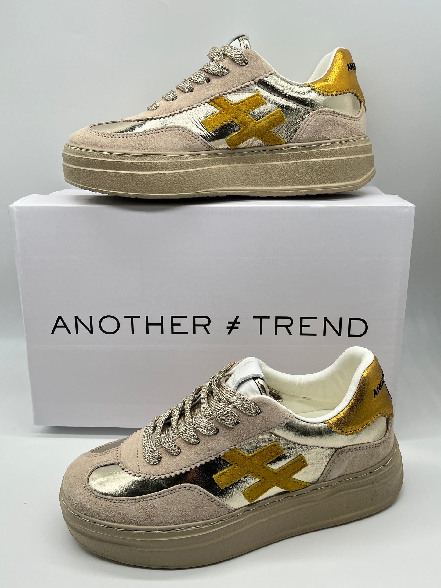 Another Trend A0357879 Lino & Platino Beige, Gold & Mustard Thick Sole Trainers