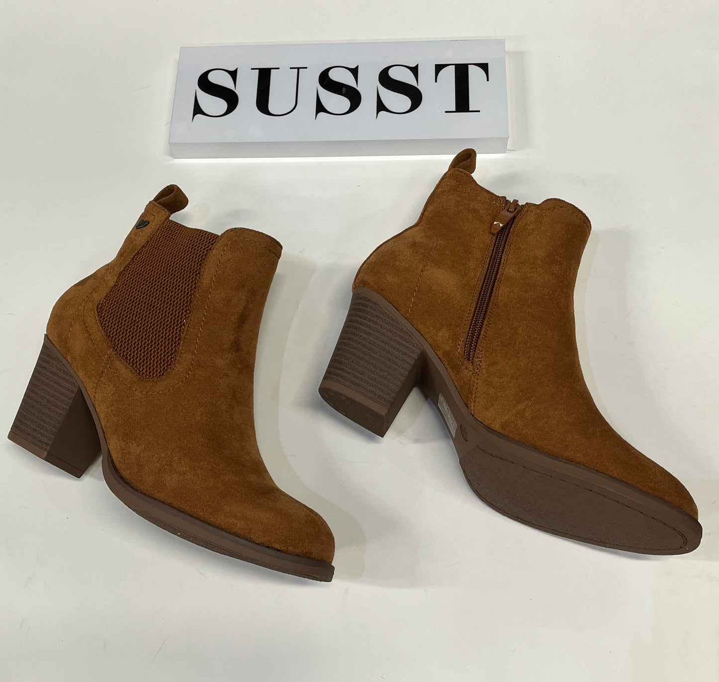 Susst Jessie24 Camel/Tan Suede Micro Western Style Gusset Ankle Boots with Zip