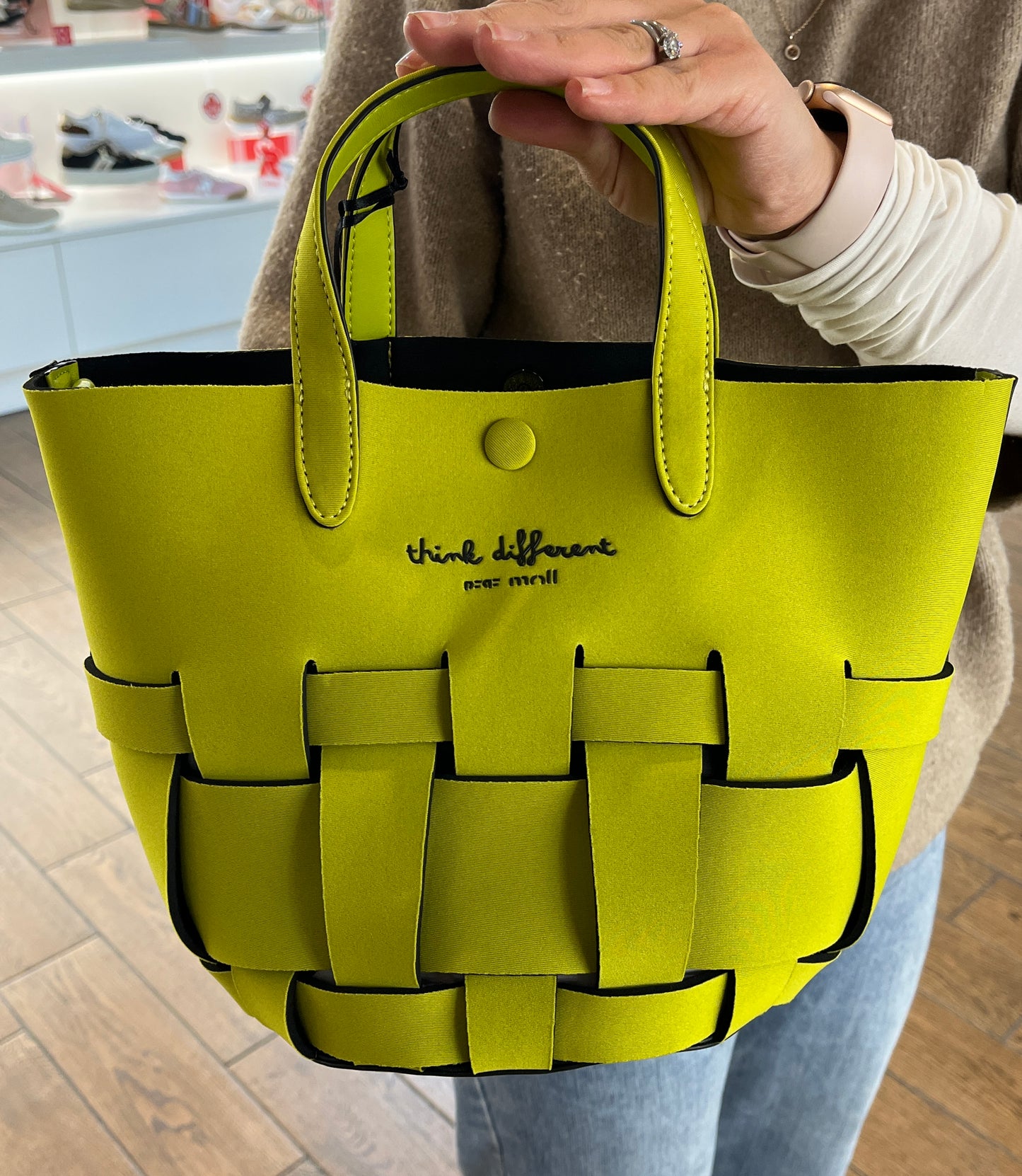 Pepe Moll 261361 Mariela Lime 012926 Handbag