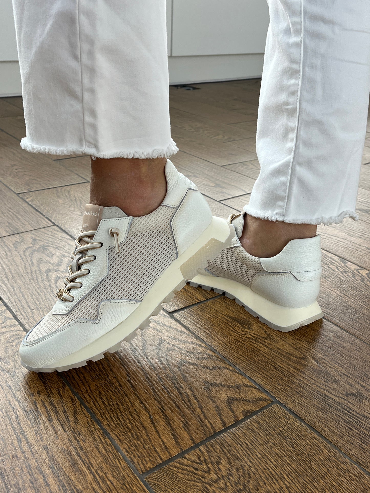 Hispanitas HV264825 Panna Cream Trainers