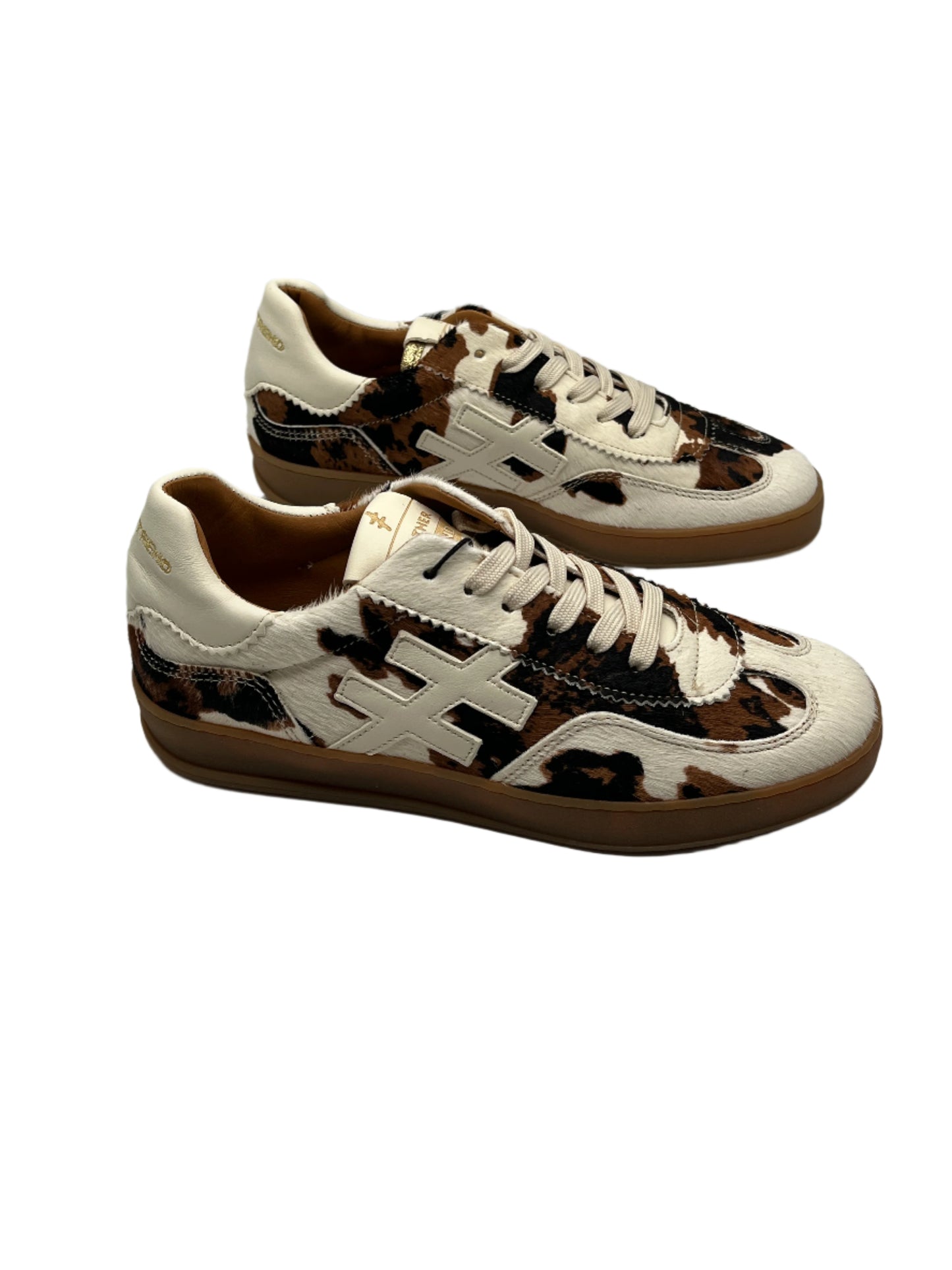 Another Trend A032A4A7 Vaca Cow Print Trainers