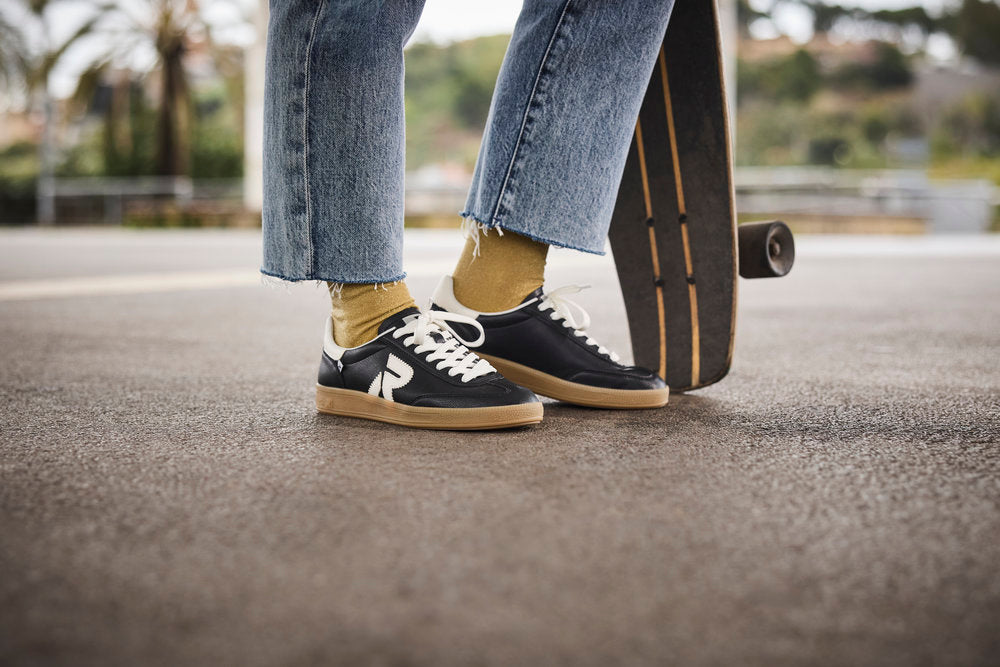 Rieker Swing2Go W2200-00 Black & Off White Trainers