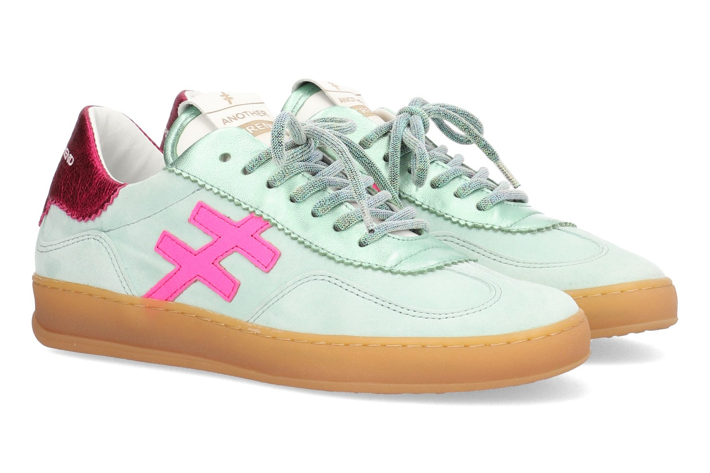 Another Trend A032M368 Mint Trainers with Pink Back