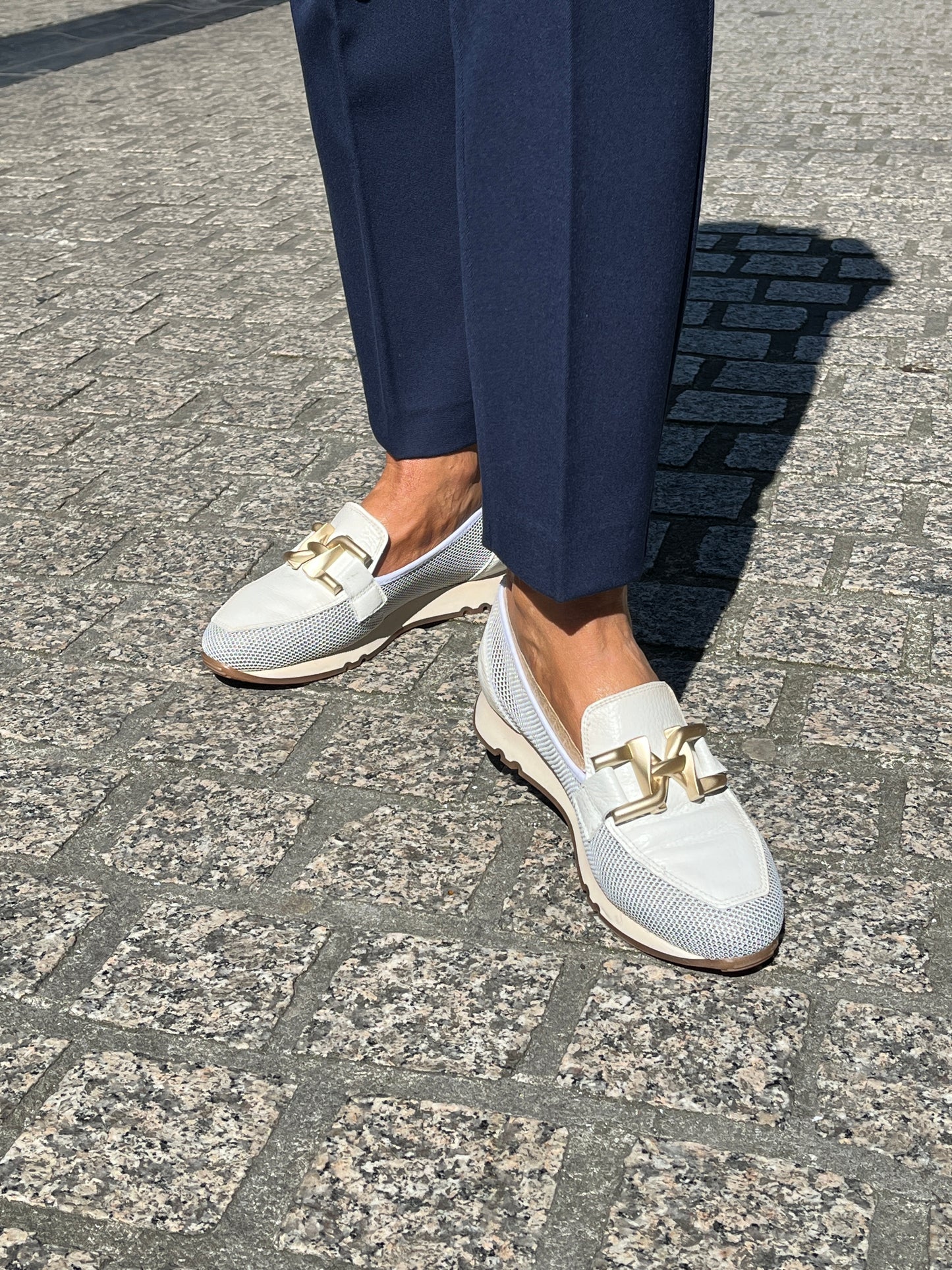 Hispanitas HV232809 Ivory Slip On Moccasins