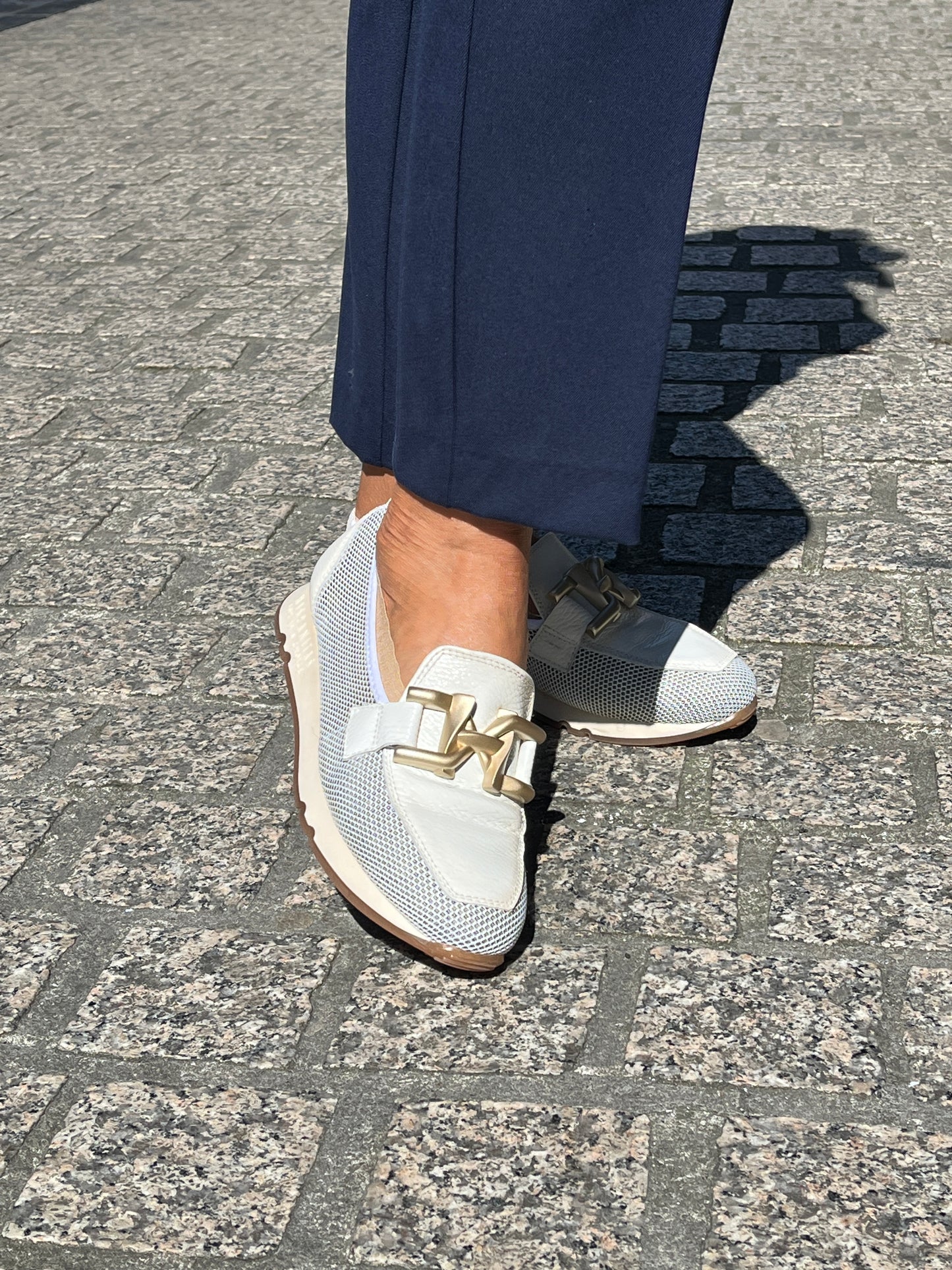 Hispanitas HV232809 Ivory Slip On Moccasins