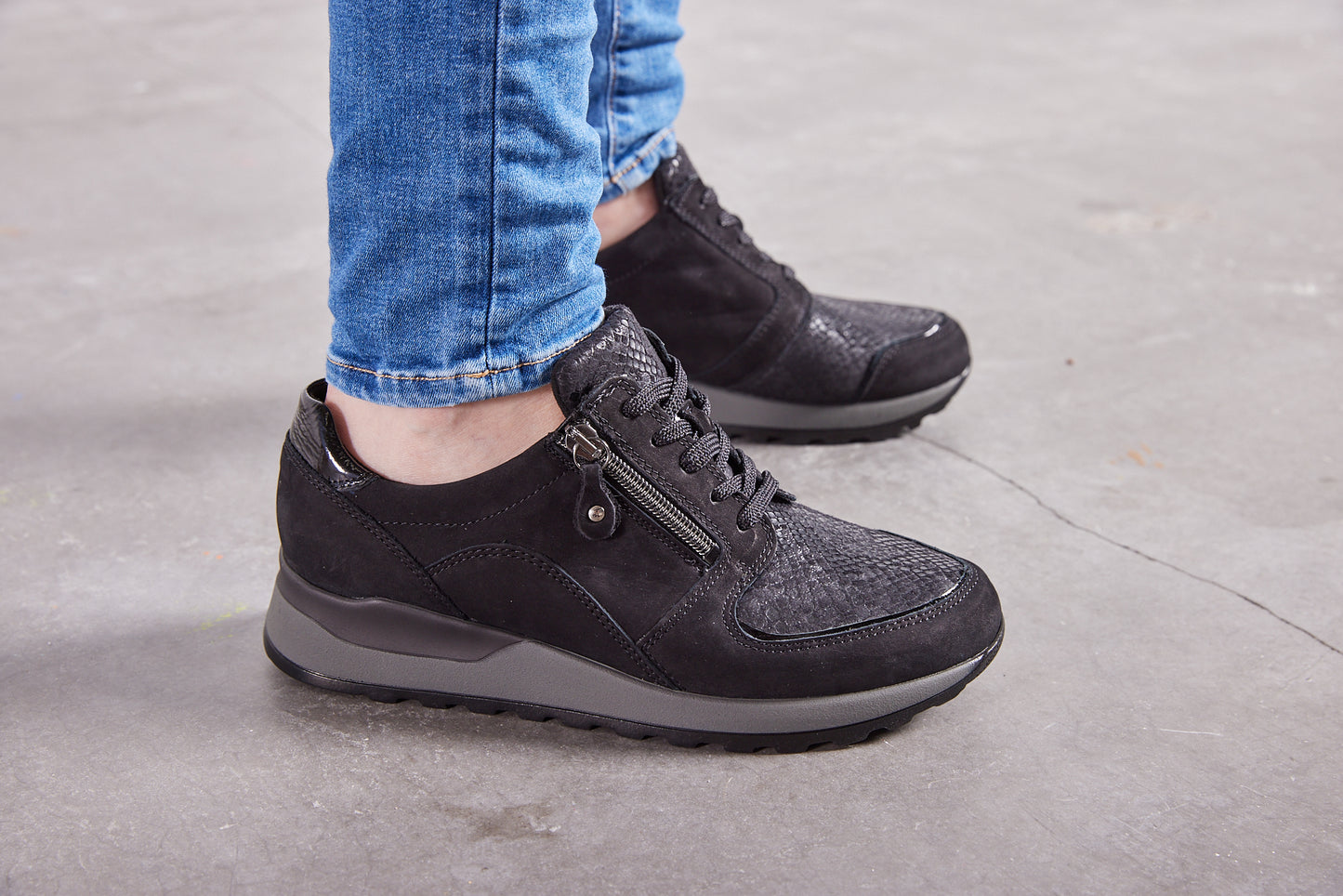 Waldlaufer H64007 307 001 Black Sneakers with Zip