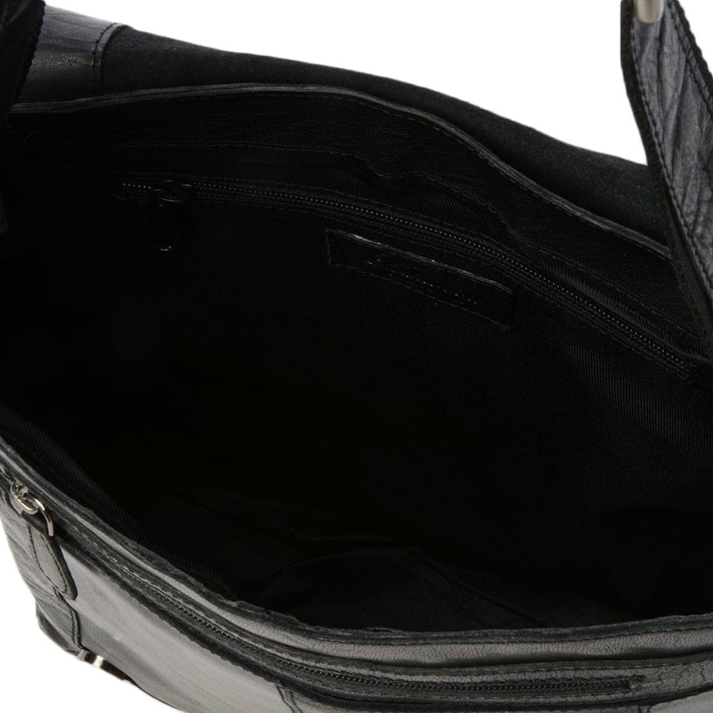 Ashwood Leather 8342 Black Crumble Messenger Bag