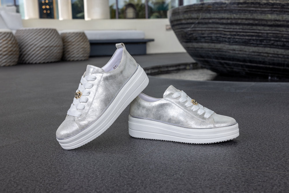 Remonte D1C03-81 Ice Silver Lace Trainers with Bee Front
