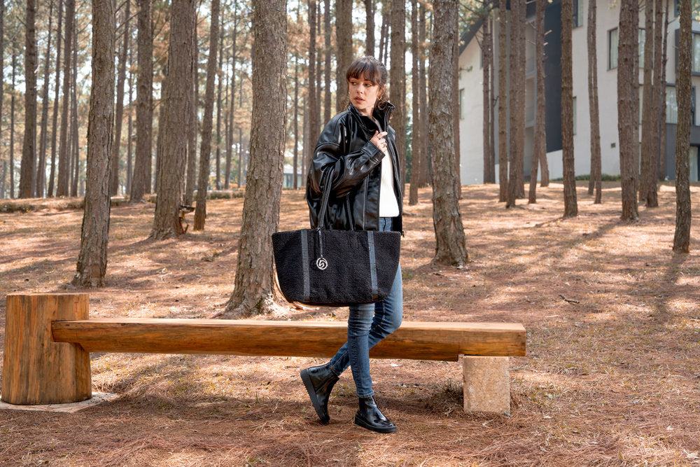 Remonte Q0748-00 Black Handbag