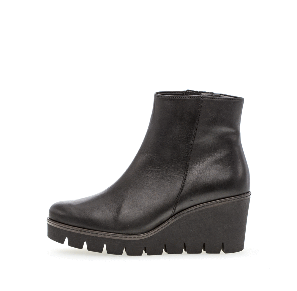 Gabor 74.780.27 Black Wedge Ankle Boots