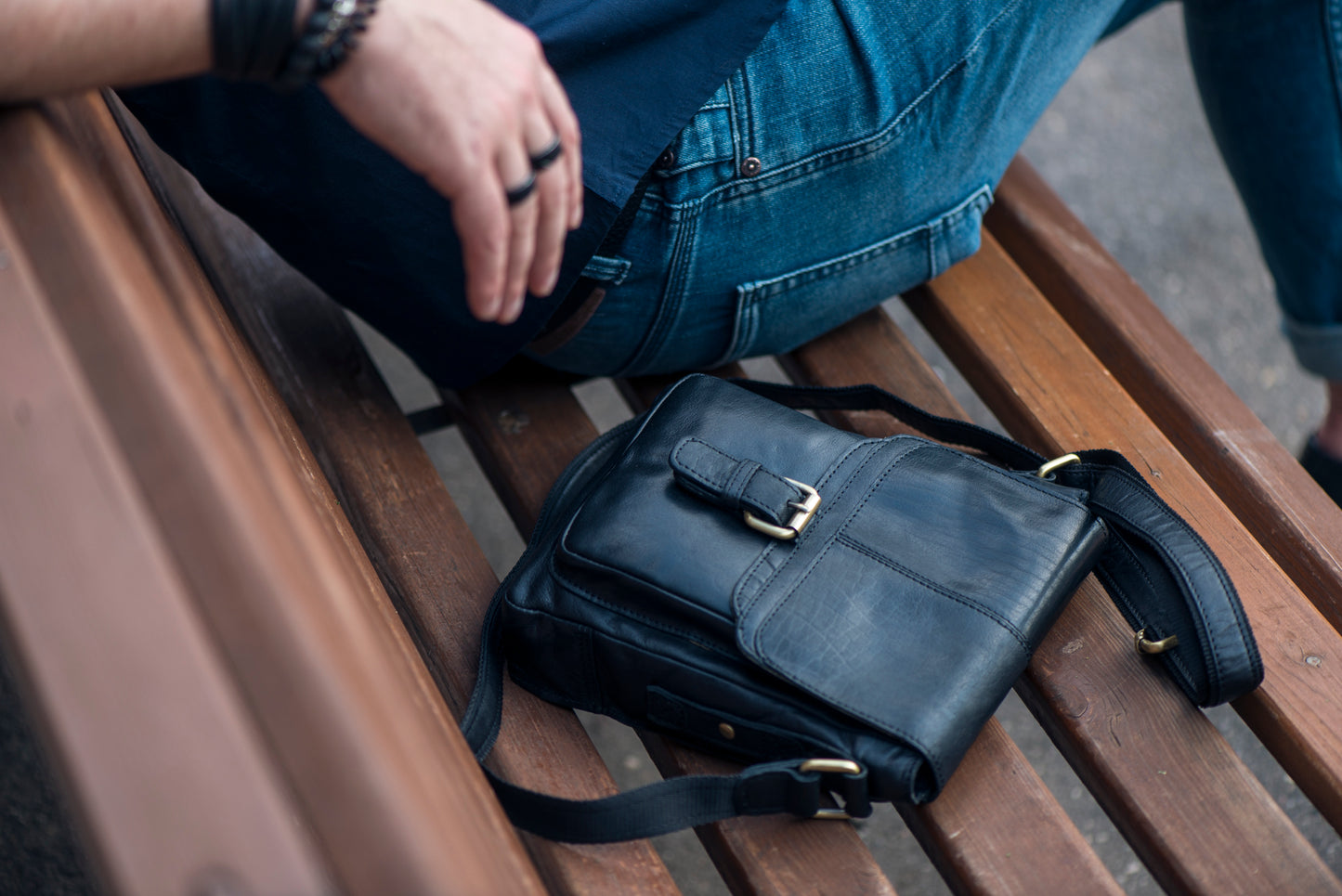 Ashwood Leather G-31 Black/Mud Leather Bag
