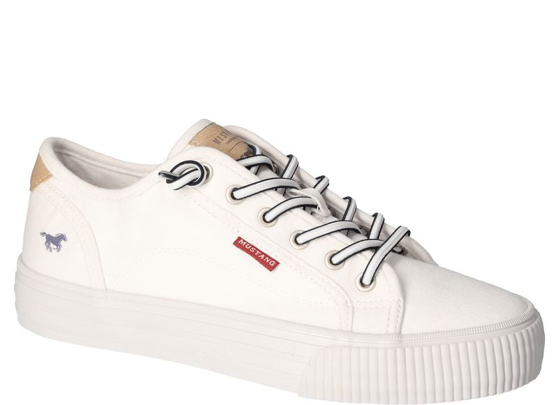 Mustang 1420-304-1 White Canvas Trainers