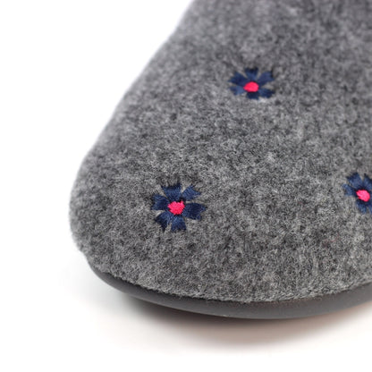 Lunar KLA250 Havana Grey Flower Slippers