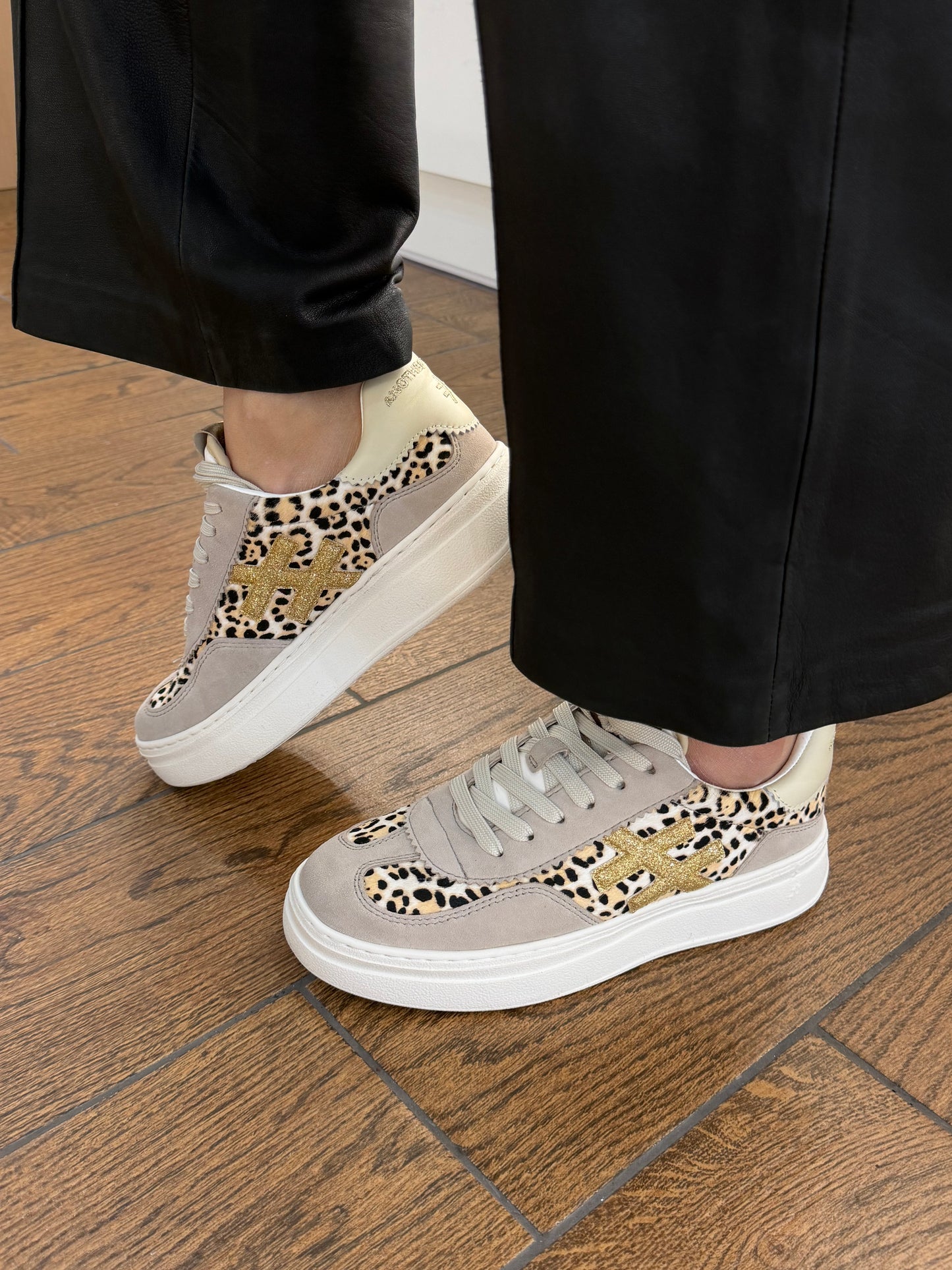 Another Trend A035C253 Off White & Leopard Print Thick Sole Trainers