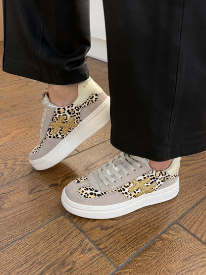 Another Trend A035C253 Off White & Leopard Print Thick Sole Trainers