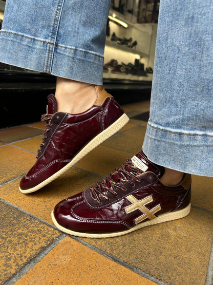 Another Trend A0784745 Sax Lux Burdeos Burgundy Trainers