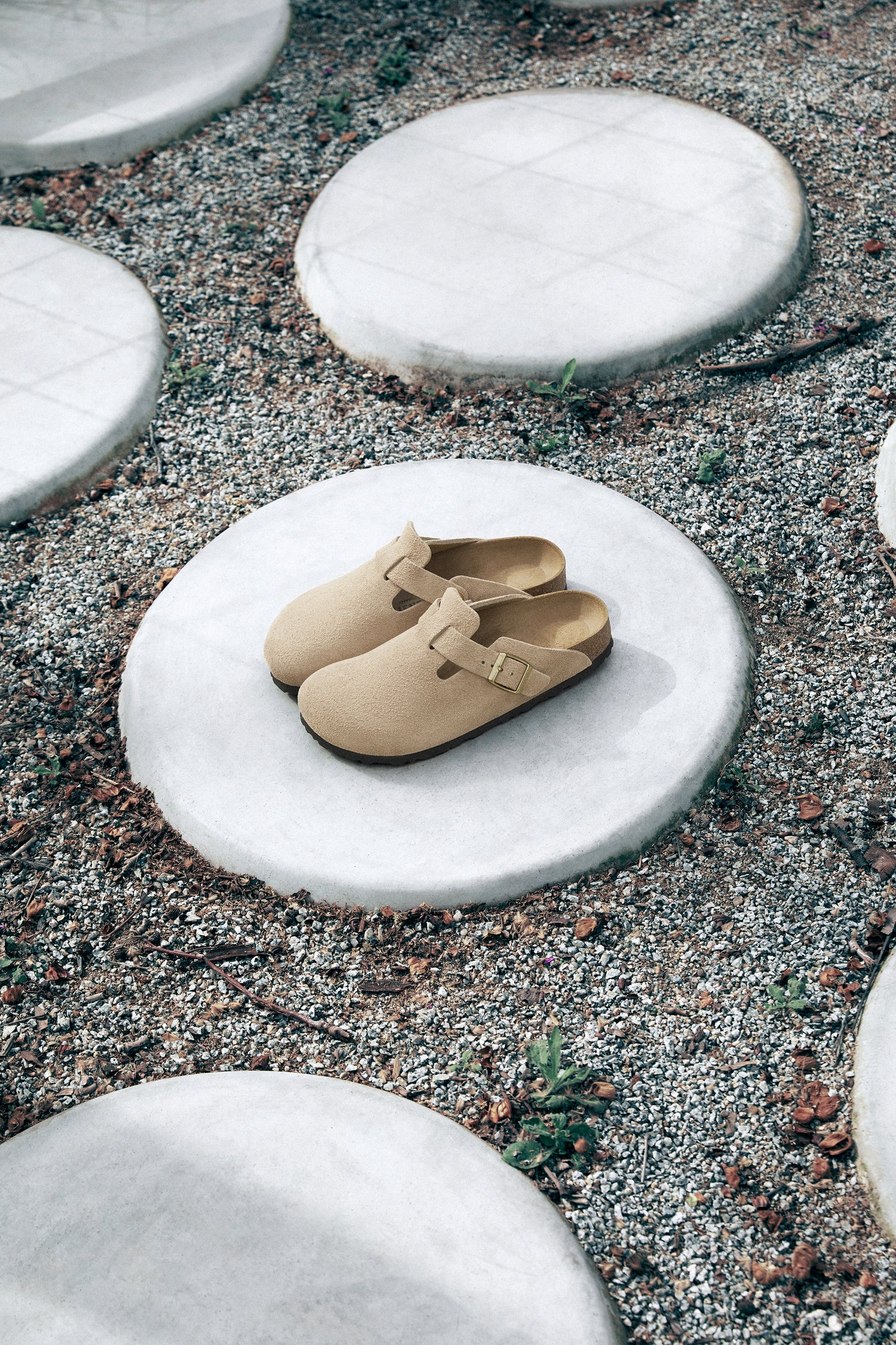 Birkenstock 1030883 Boston BS Suede Leather Sandcastle Clogs