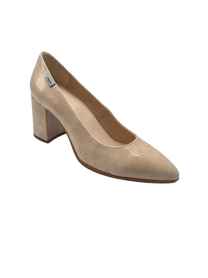 Callaghan 31700 Nude Court Heels