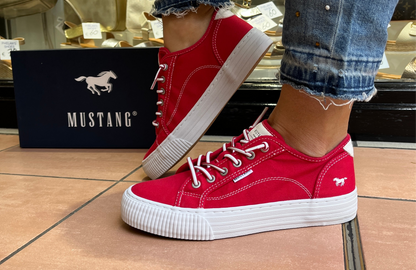 Mustang 1420-304-5 Red Trainers