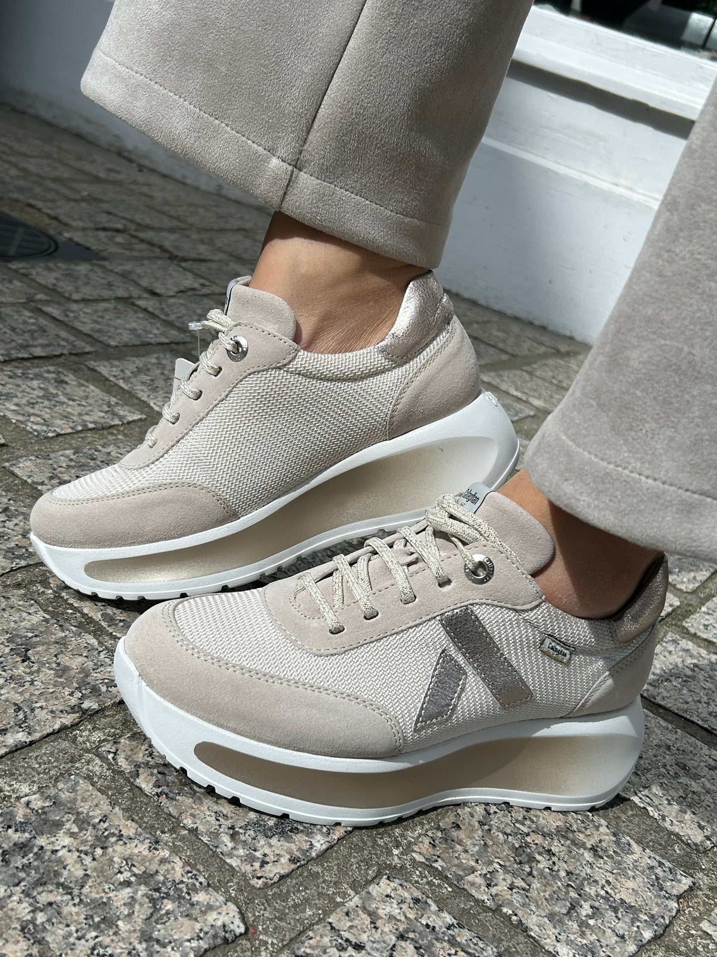 Callaghan 61609 Beige & Gold Sneakers