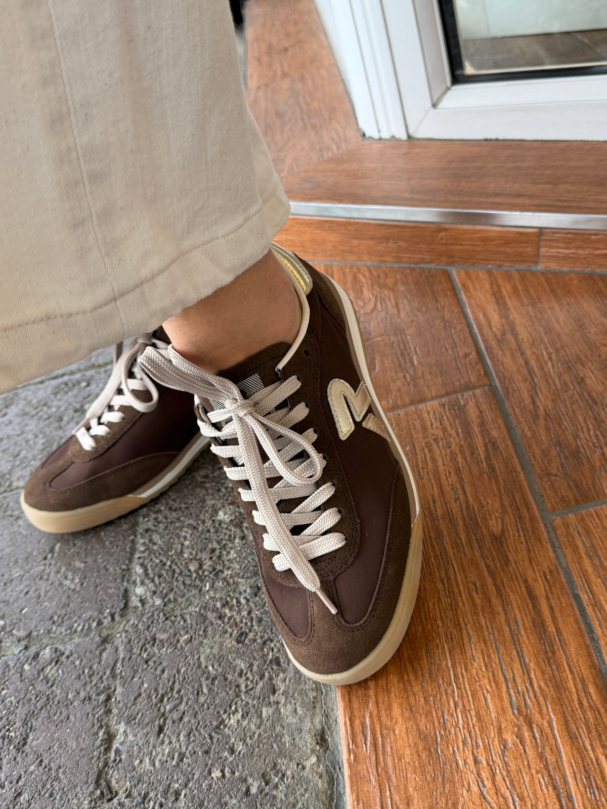 Rieker W4000-25 Tabak Brown & Light Gold Trainers