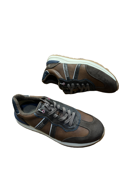 Mustang 4179-306-3 Brown Lace Sneakers with Navy Heel Detailing