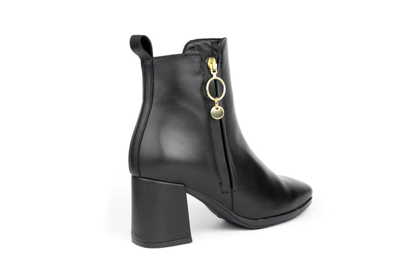 Desiree Shoes DAMI4 Diana Black Ankle Boots