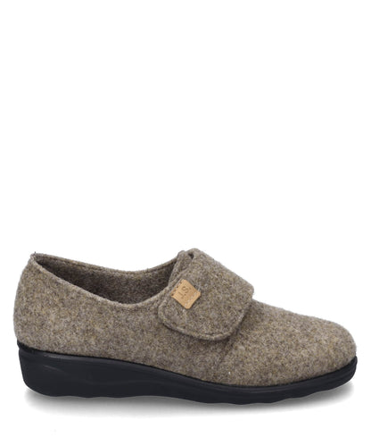 Josef Seibel 63609 TE257 300 Nice 09 Brown Slippers